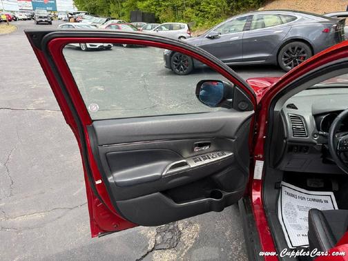 2022 Mitsubishi Outlander Sport SE