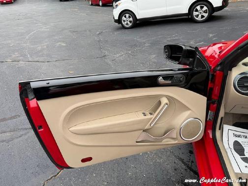 2013 Volkswagen Beetle 