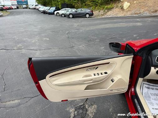 2011 Volkswagen Eos Lux
