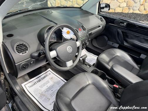 Black 2008 Volkswagen New Beetle S