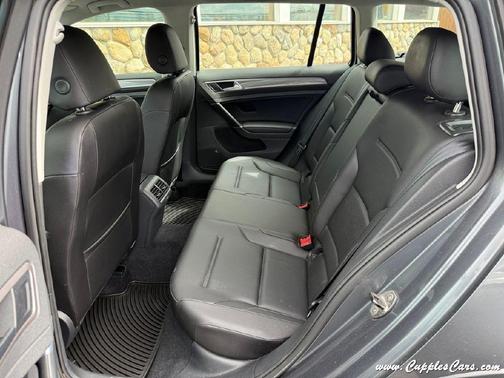 2017 Volkswagen Golf Alltrack TSI S