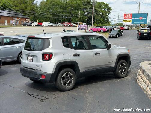Silver 2015 Jeep Renegade Sport
