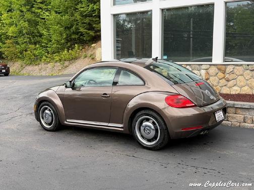 Brown 2014 Volkswagen Beetle 1.8T