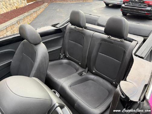 2016 Volkswagen Beetle 1.8T S