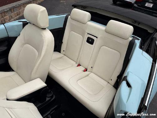 2010 Volkswagen New Beetle FINAL EDITION 1363