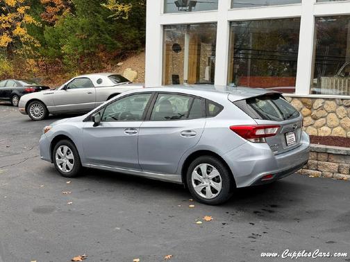 2018 Subaru Impreza 2.0i