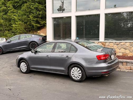 2015 Volkswagen Jetta 2.0L S