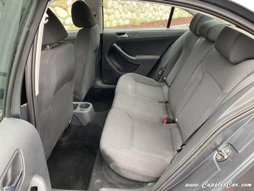 2015 Volkswagen Jetta 2.0L S