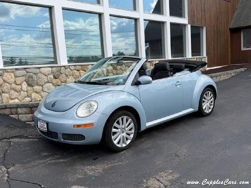 Blue 2009 Volkswagen New Beetle S