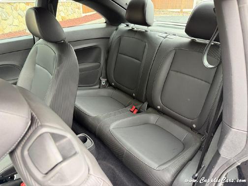 2016 Volkswagen Beetle 1.8T Wolfsburg Edition w/PZEV