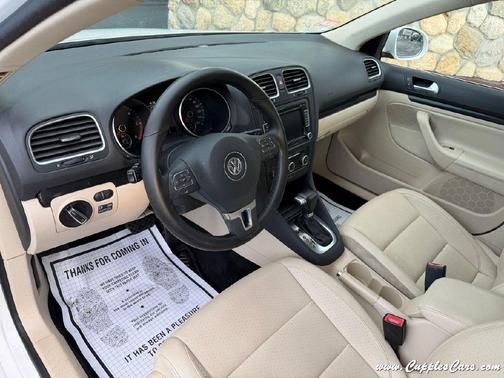 White 2011 Volkswagen Jetta SportWagen TDI