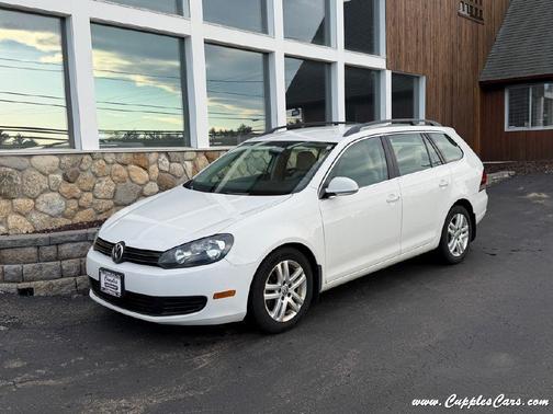 White 2011 Volkswagen Jetta SportWagen TDI