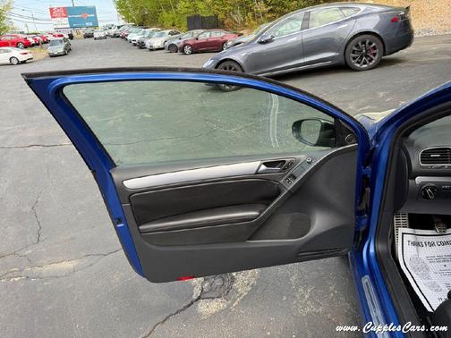 2012 Volkswagen Golf R 2-Door
