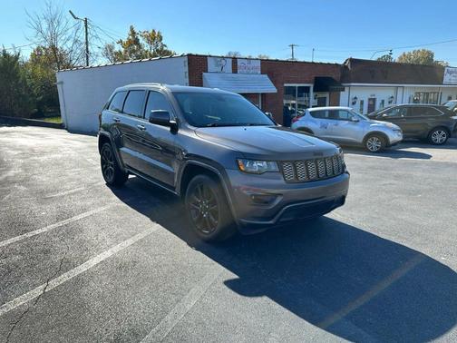 2018 Jeep Grand Cherokee Altitude