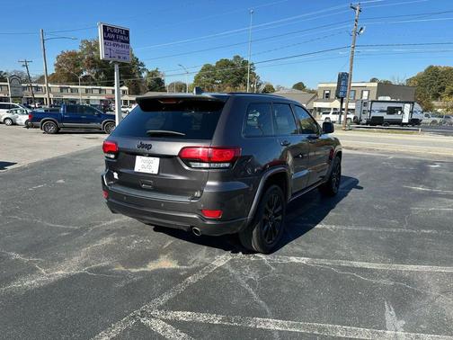 2018 Jeep Grand Cherokee Altitude