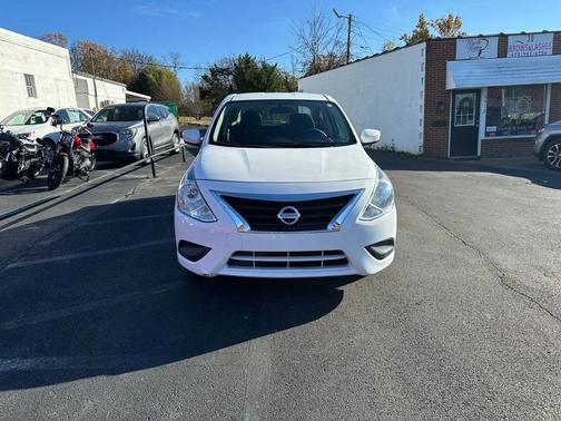 2018 Nissan Versa 1.6 S+