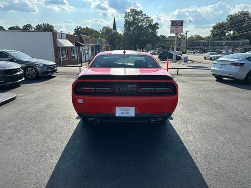 2017 Dodge Challenger SXT