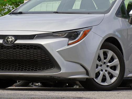 Silver 2021 Toyota Corolla LE
