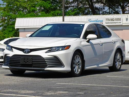 White 2023 Toyota Camry LE