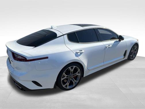 2018 Kia Stinger GT2