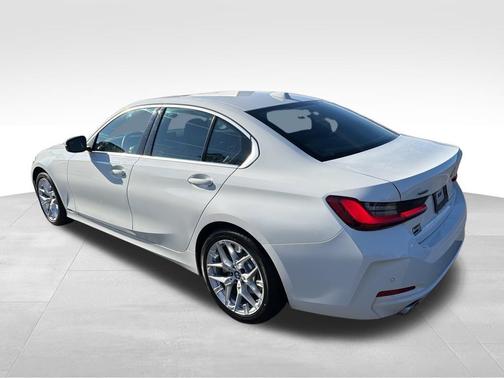 2025 BMW 330 i xDrive