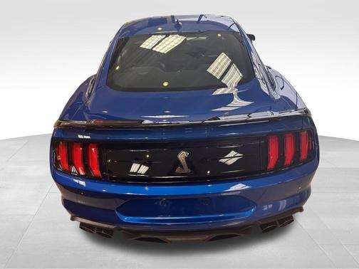 2021 Ford Shelby GT500 Base