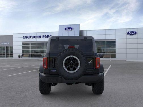 Shadow Black 2026 Ford Bronco Outer Banks