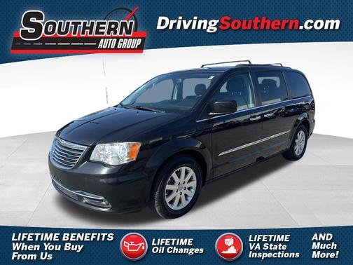 2015 Chrysler Town & Country Touring