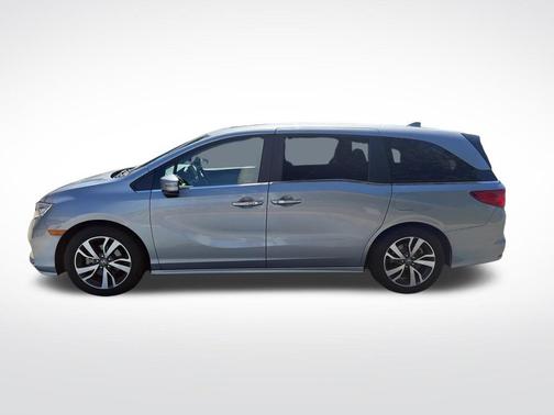 Lunar Silver Metallic 2023 Honda Odyssey Touring