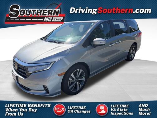 Lunar Silver Metallic 2023 Honda Odyssey Touring