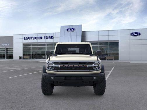 Wimbledon White 2026 Ford Bronco Outer Banks