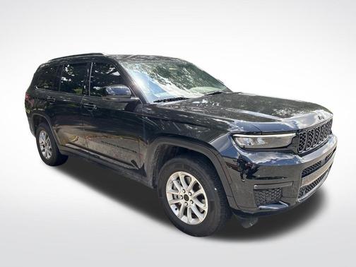 Diamond Black 2023 Jeep Grand Cherokee L Laredo