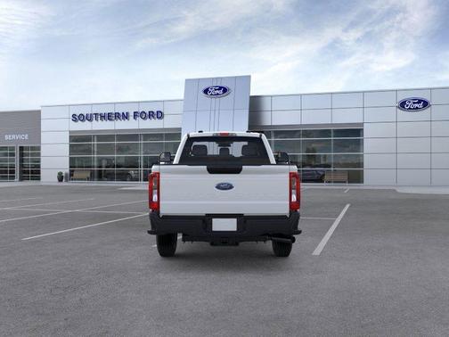 2025 Ford F-250 XLT