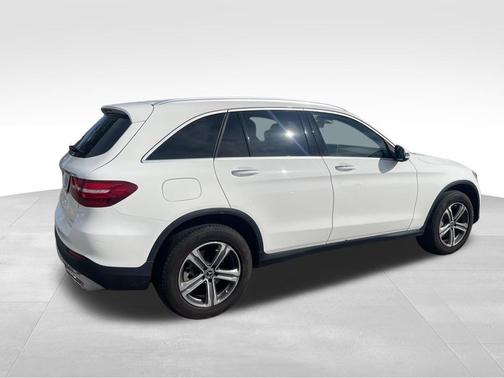 2019 Mercedes-Benz GLC 300 Base