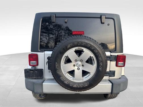 2012 Jeep Wrangler Unlimited Sahara