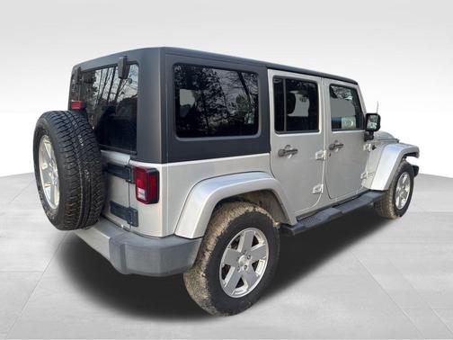 2012 Jeep Wrangler Unlimited Sahara