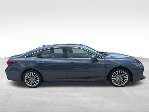 2019 Toyota Avalon