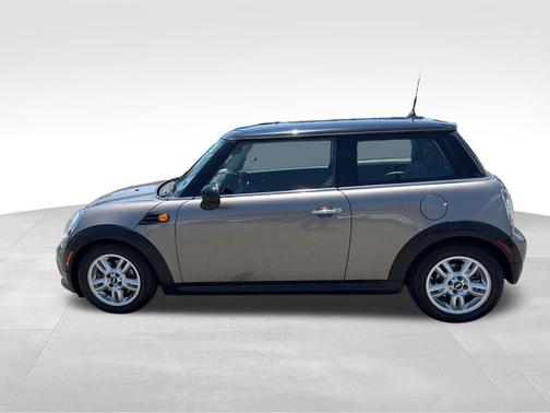 Silver Metallic 2013 MINI Hardtop Cooper