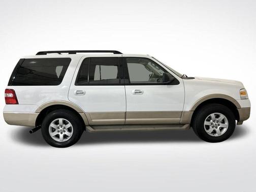 Oxford White 2014 Ford Expedition XLT