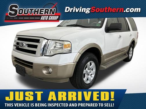 Oxford White 2014 Ford Expedition XLT