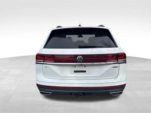 2025 Volkswagen Atlas 2.0T SE