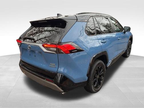 2022 Toyota RAV4 Hybrid XSE