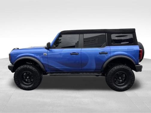 Gray Metallic 2024 Ford Bronco Big Bend