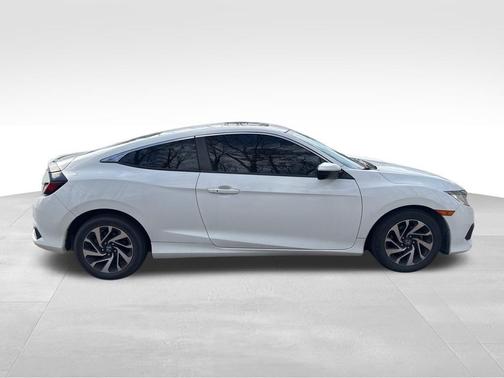 2017 Honda Civic LX-P