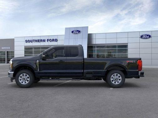 2025 Ford F-350 XLT