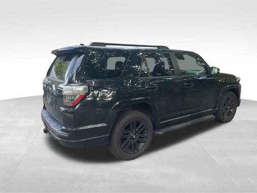 2021 Toyota 4Runner Nightshade