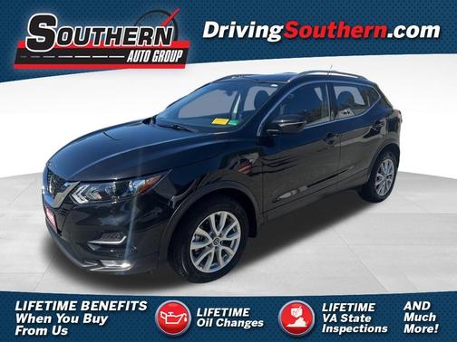 2022 Nissan Rogue Sport SV