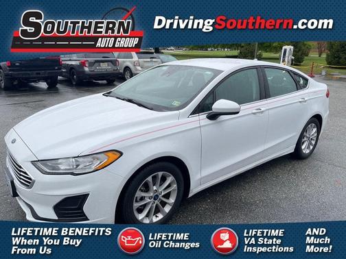 2020 Ford Fusion SE