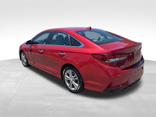 Scarlet Red 2018 Hyundai SONATA SEL+