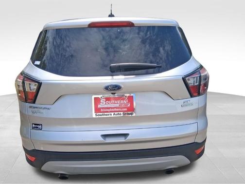 Ingot Silver 2017 Ford Escape SE